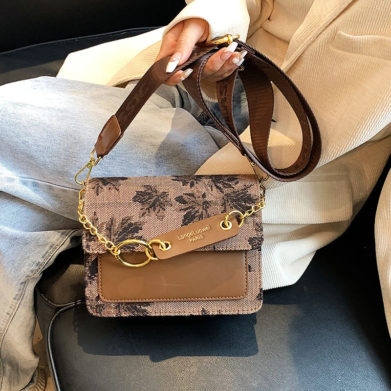 Crossbody Bag For Women 2022 Luxury Brand Mini Bag Luxury Brand mini Bag Vintage Handbag Jacquard Embroidery Ladies Shoulder Bag
Crossbody Bag For Women 2022 Luxury Brand Mini Bag Luxury Brand mini Bag Vintage Handbag Jacquard Embroidery Ladies Shoulder Bag