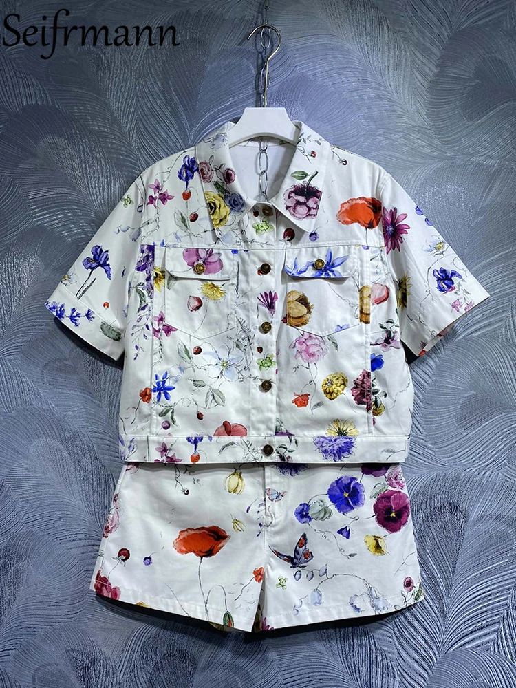Seifrmann High Quality Summer Women Fashion Runway Shorts Sets Short Sleeve Loose Shirts + Multicolor Floral Printed Shorts Suit
Seifrmann High Quality Summer Women Fashion Runway Shorts Sets Short Sleeve Loose Shirts + Multicolor Floral Printed Shorts Suit