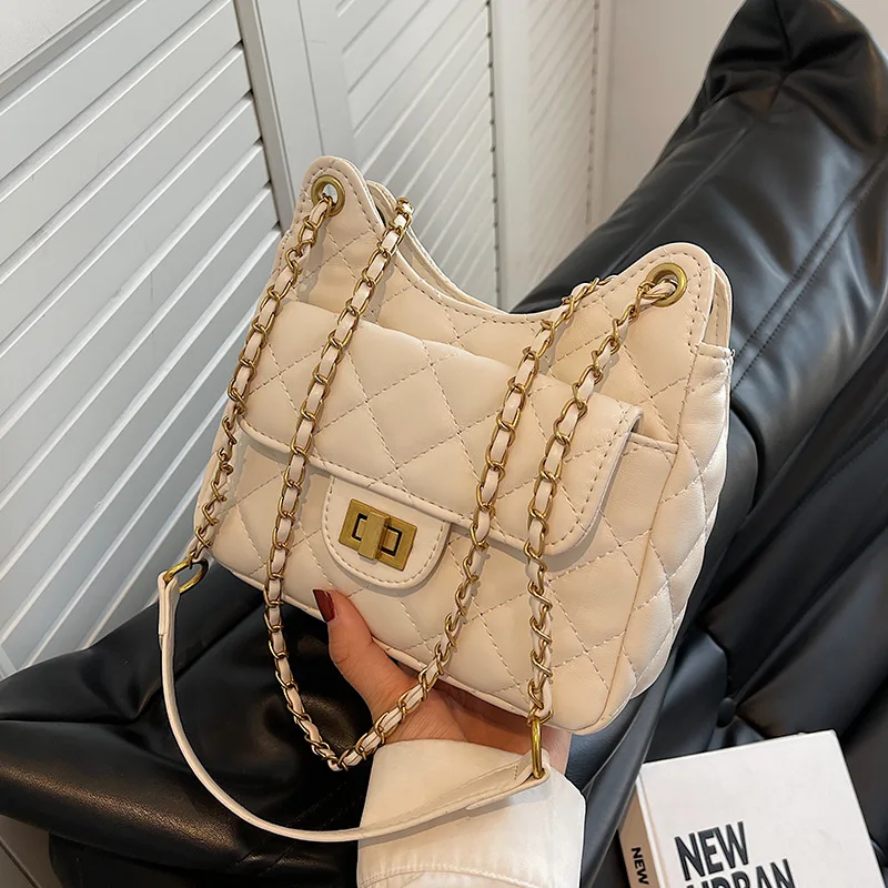 Chain Luxury Designer Handbag Fashion Women's Bag 2022 Trend Embroidery Thread Brand Crossbody Bags Handbags Female Shoulder
Chain Luxury Designer Handbag Fashion Women's Bag 2022 Trend Embroidery Thread Brand Crossbody Bags Handbags Female Shoulder