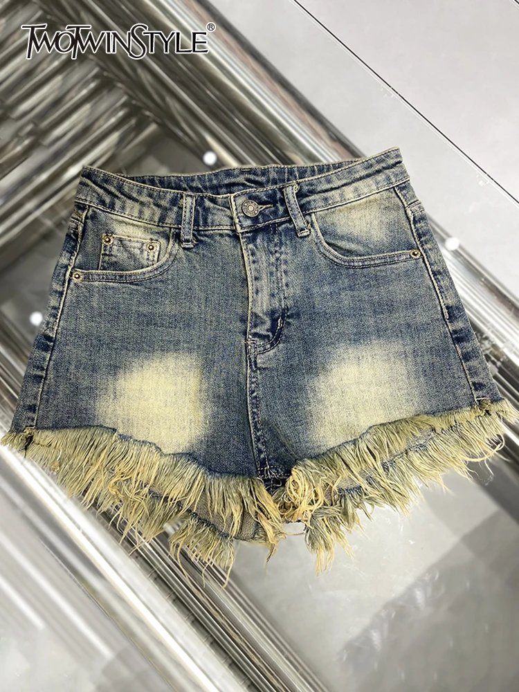 TWOTWINSTYLE Distressed Shorts For Women High Waist Patchwork Tassel Vintage A Line Denim Short Pants Female Fashion Clothing
TWOTWINSTYLE Distressed Shorts For Women High Waist Patchwork Tassel Vintage A Line Denim Short Pants Female Fashion Clothing