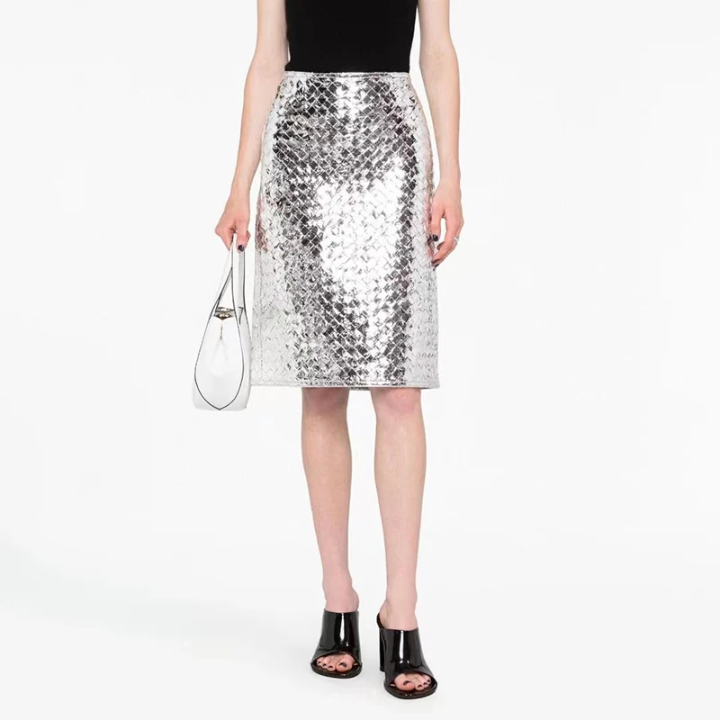 Новинка Осень 2023, серебристая юбка-бюстье ручной работы, прямая юбка из экокожи с высокой талией, модная пикантная Высококачественная Женская юбка
Новинка Осень 2023, серебристая юбка-бюстье ручной работы, прямая юбка из экокожи с высокой талией, модная пикантная Высококачественная Женская юбка