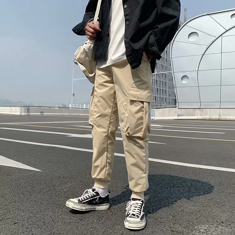 New Fashion Cargo Mens pants Hip Hop Japan style Streetwear Cargo Pants Men clothing Trousers jogging Casual Sweatpants Men Pant
New Fashion Cargo Mens pants Hip Hop Japan style Streetwear Cargo Pants Men clothing Trousers jogging Casual Sweatpants Men Pant