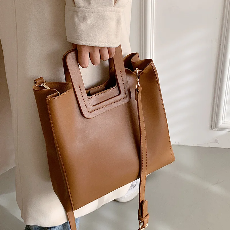 PU Leather Luxury Designer Handbags for Women 2023 Shoulder Bag Female Shopper with Long Straps Square Tote Crossbody Bag
PU Leather Luxury Designer Handbags for Women 2023 Shoulder Bag Female Shopper with Long Straps Square Tote Crossbody Bag