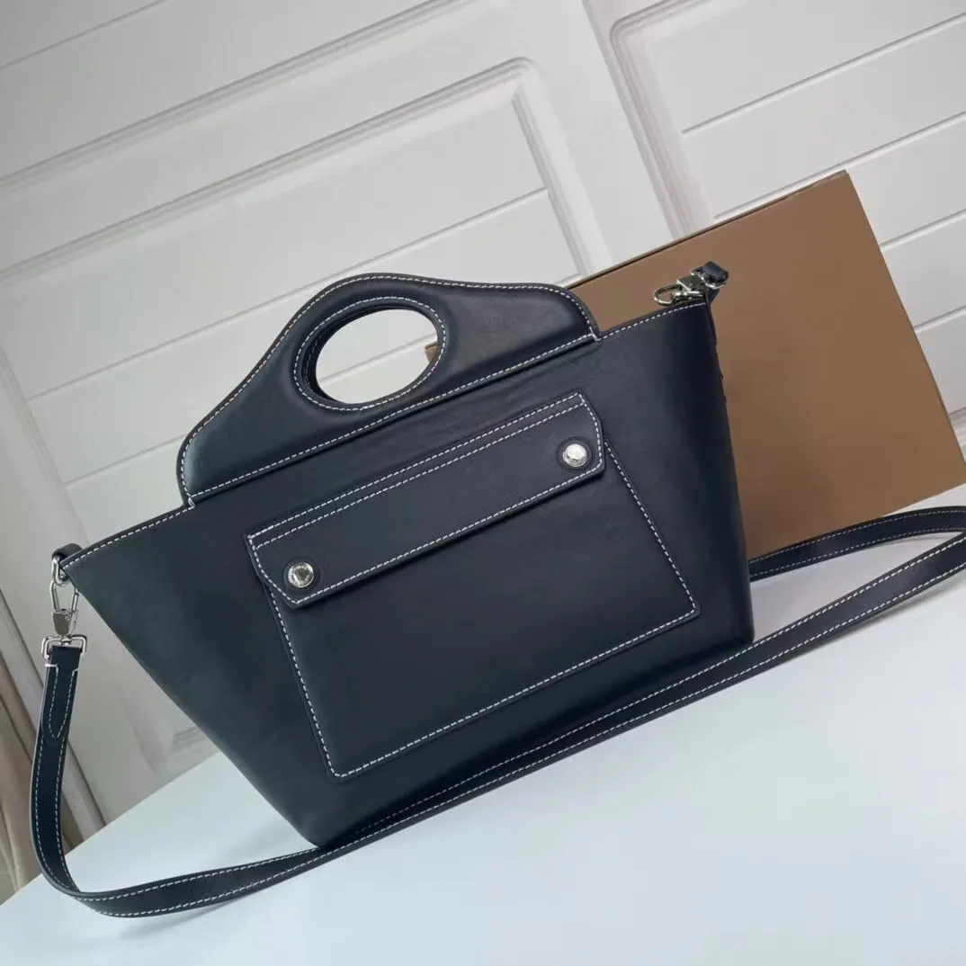 High-end 2022 original independent design leather shoulder crossbody women's design all-match light luxury texture handbag
High-end 2022 original independent design leather shoulder crossbody women's design all-match light luxury texture handbag