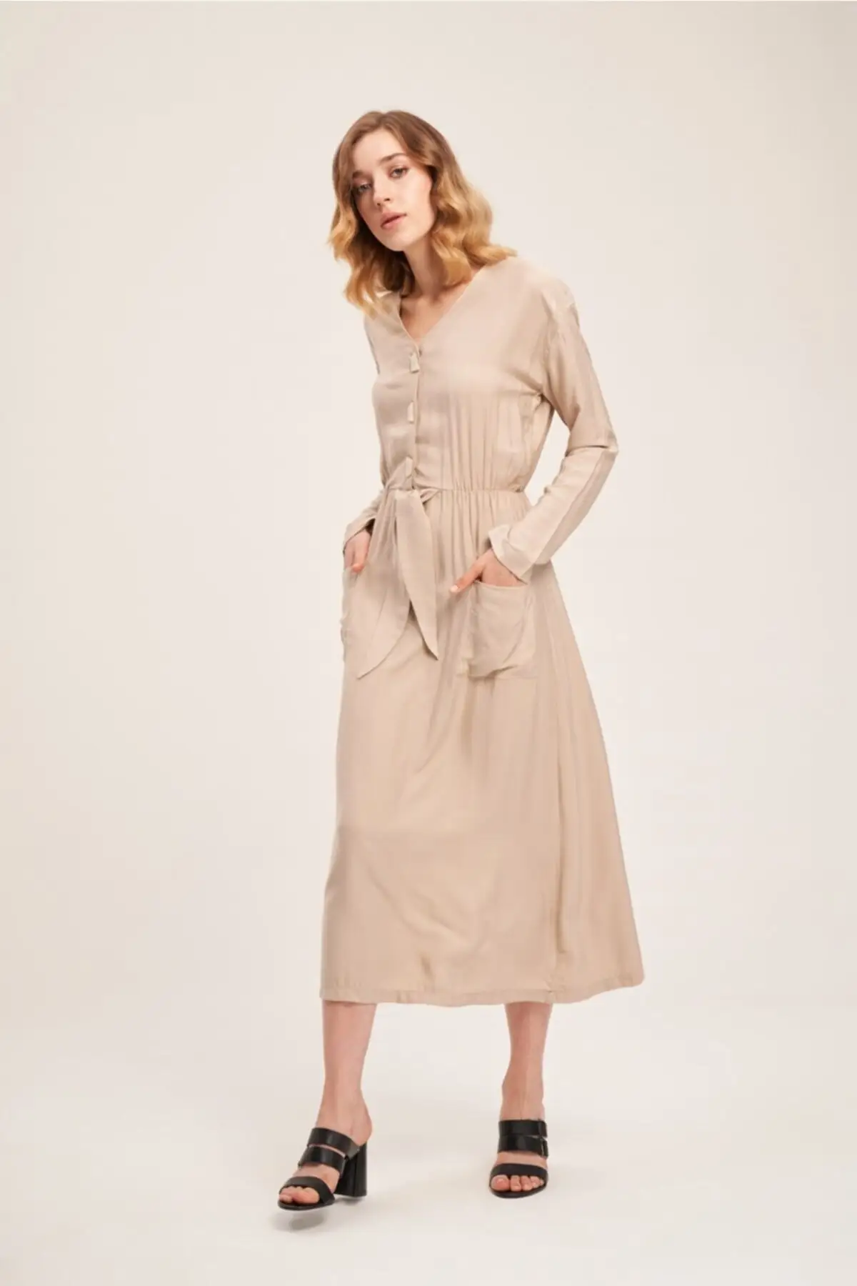 Women's Dress Pearl Buttoned Long Beige Elegant Fashion Casual Casual Comfortable Short Sleeve Summer Boho Beach Dress
Women's Dress Pearl Buttoned Long Beige Elegant Fashion Casual Casual Comfortable Short Sleeve Summer Boho Beach Dress