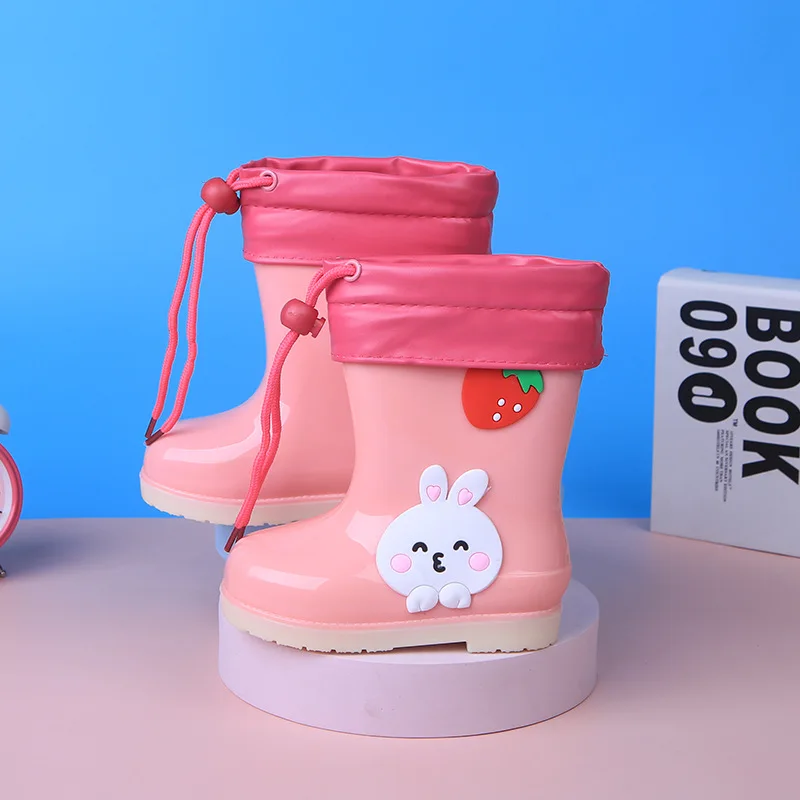 Baby Boy Girl Rain Boots Waterproof Rabbit Strawberry Winter Velvet Rain Boots Platform Rubber Sole Cartoon Children Casual Shoe
Baby Boy Girl Rain Boots Waterproof Rabbit Strawberry Winter Velvet Rain Boots Platform Rubber Sole Cartoon Children Casual Shoe