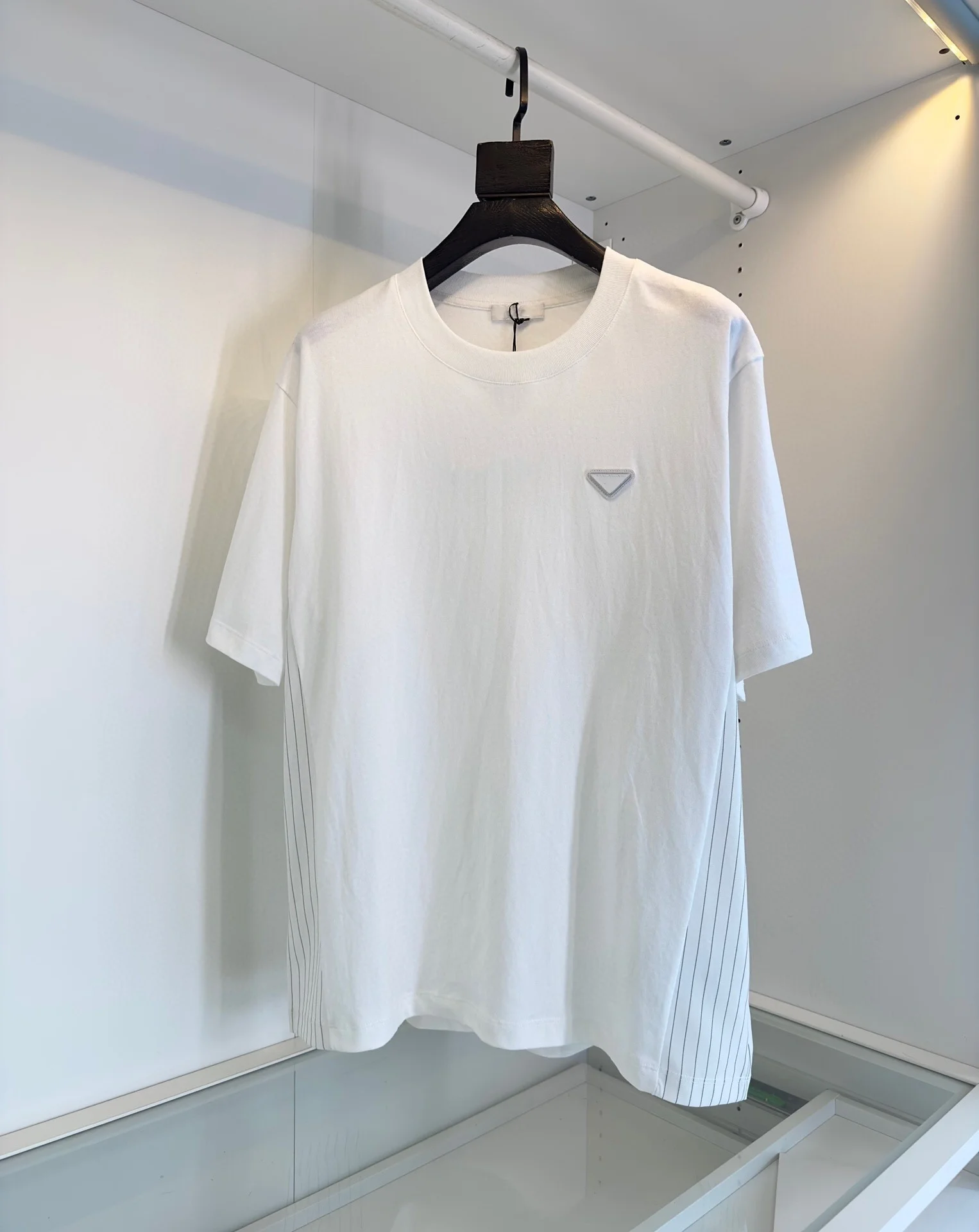 Футболка мужская с круглым вырезом, модная свободная дышащая майка с короткими рукавами, с боковой панелью, Белый Топ, весна-лето 2023
Футболка мужская с круглым вырезом, модная свободная дышащая майка с короткими рукавами, с боковой панелью, Белый Топ, весна-лето 2023