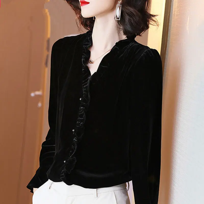 

Lotus leaf lace V collar velvet shirt female autumn and winter new self-cultivation simple commuter fashion long sleeve shirt
