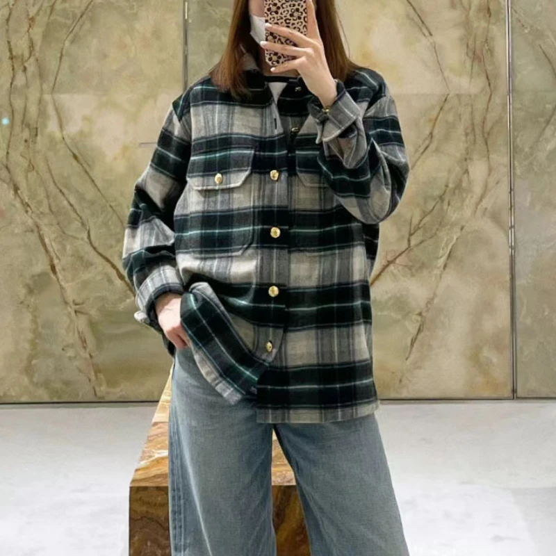 2023 New Autumn and Winter Women Classic Contrasting Plaid Workwear Style Casual Shirt Jacket
2023 New Autumn and Winter Women Classic Contrasting Plaid Workwear Style Casual Shirt Jacket