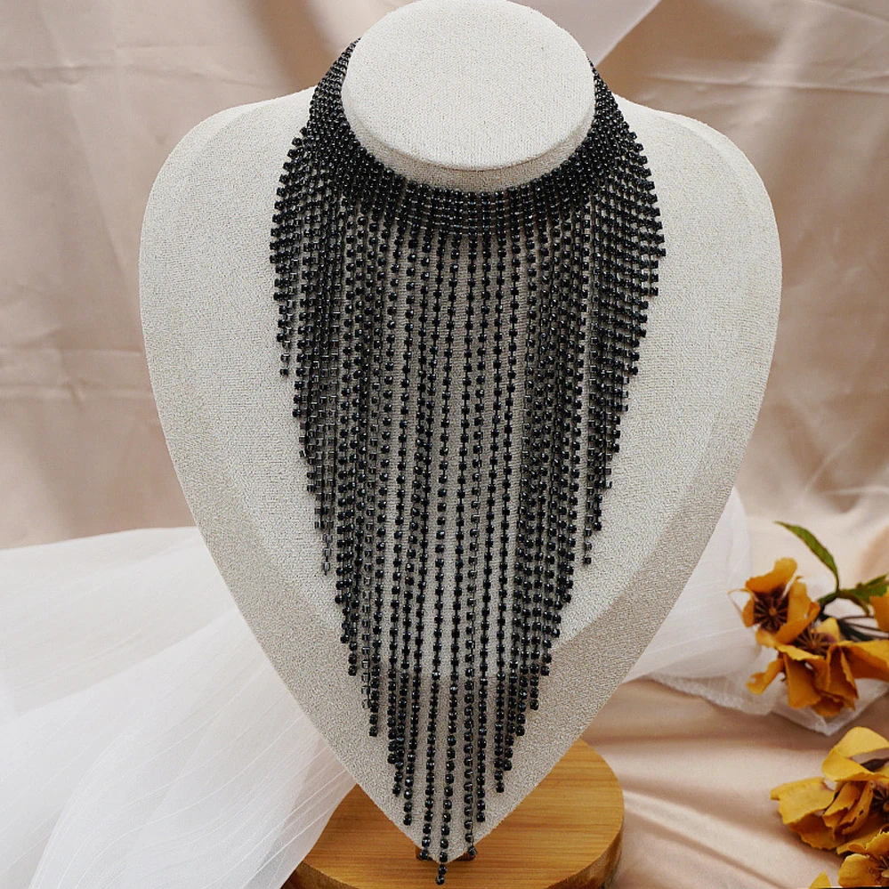 Fashion Rhinestone Black Full Diamond Tassel Necklace for Women‘s Long Necklace Pendant Jewelry Ethnic Indian Large Necklaces
Fashion Rhinestone Black Full Diamond Tassel Necklace for Women‘s Long Necklace Pendant Jewelry Ethnic Indian Large Necklaces