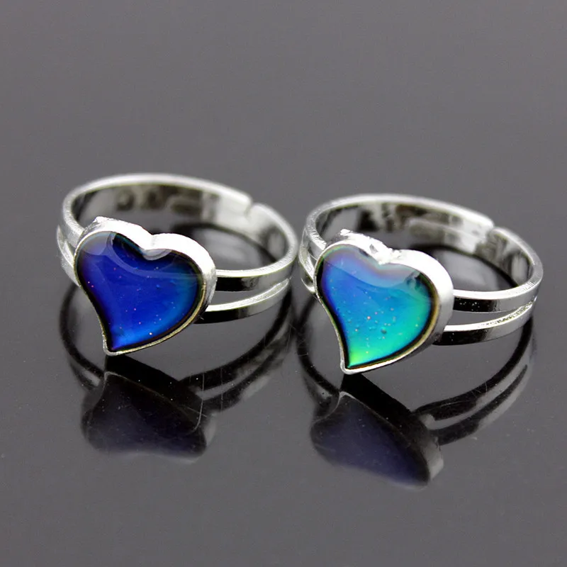 Mood Ring Feeling Mood Rings Changing Color Adjustable Size for Women Christmas Birthday Gifts for Girl Temperature Couple Ring
Mood Ring Feeling Mood Rings Changing Color Adjustable Size for Women Christmas Birthday Gifts for Girl Temperature Couple Ring