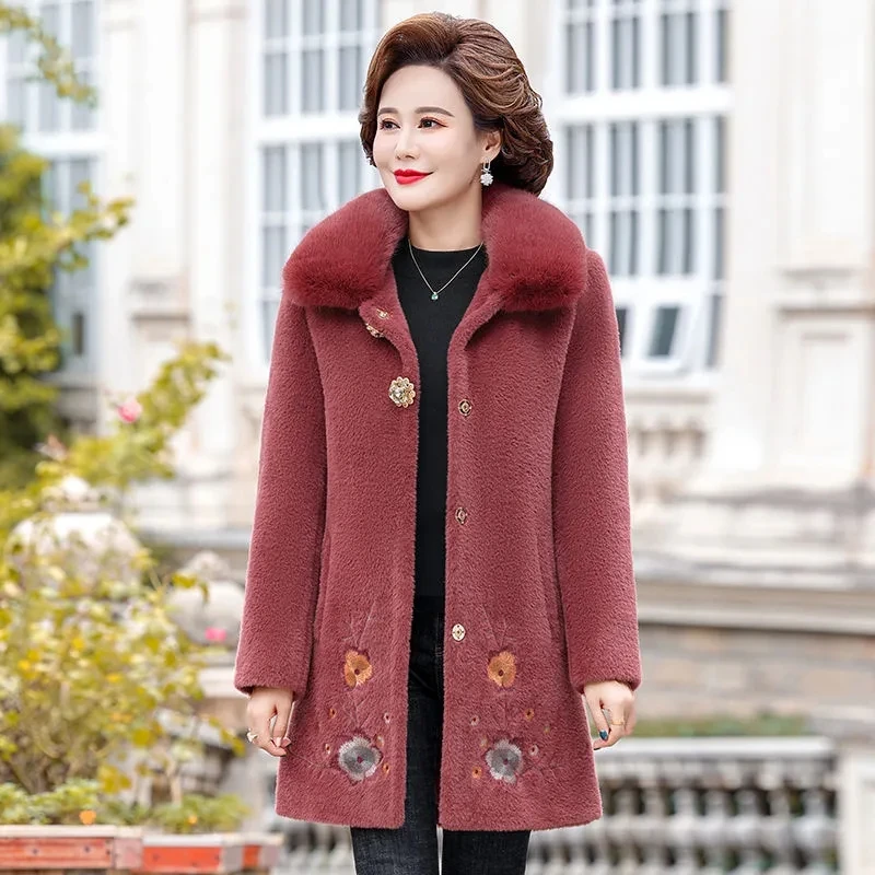 Imitate Imitate Mink Fleece Jacket Autumn Winter Women's Cashmere Woolen Embroidered Flower Coat Thick Fur Collar Wool Jacket
Imitate Imitate Mink Fleece Jacket Autumn Winter Women's Cashmere Woolen Embroidered Flower Coat Thick Fur Collar Wool Jacket