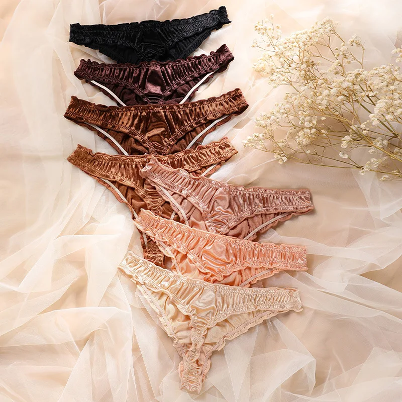 Underwear Thong women Sexy Super Stretch Satin Women's panties Low-Waist Satin Briefs Breathable And Comfortable Underwear
Underwear Thong women Sexy Super Stretch Satin Women's panties Low-Waist Satin Briefs Breathable And Comfortable Underwear