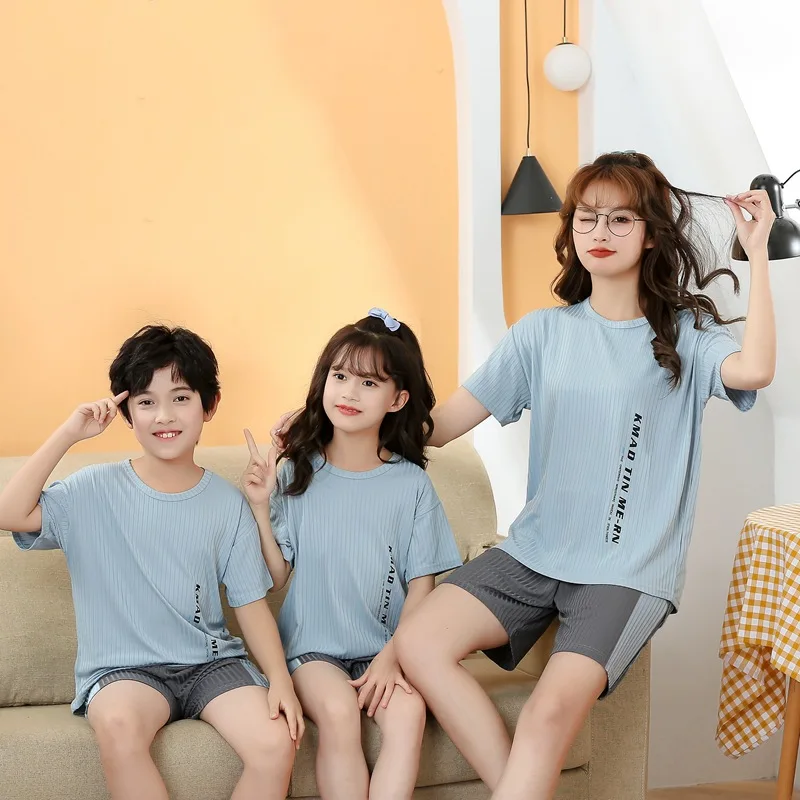Summer Pajamas For Kids Pajamas For Kids Parent-Child Wear Thin Short-Sleeved Suits Ice Silk Middle And Summer Home Clothes
Summer Pajamas For Kids Pajamas For Kids Parent-Child Wear Thin Short-Sleeved Suits Ice Silk Middle And Summer Home Clothes