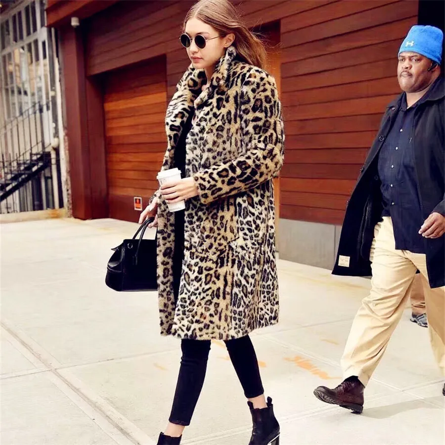 Women's fall/winter new sales of American INS street suit collar coat leopard print wool imitation fur thick warm wool coat
Women's fall/winter new sales of American INS street suit collar coat leopard print wool imitation fur thick warm wool coat