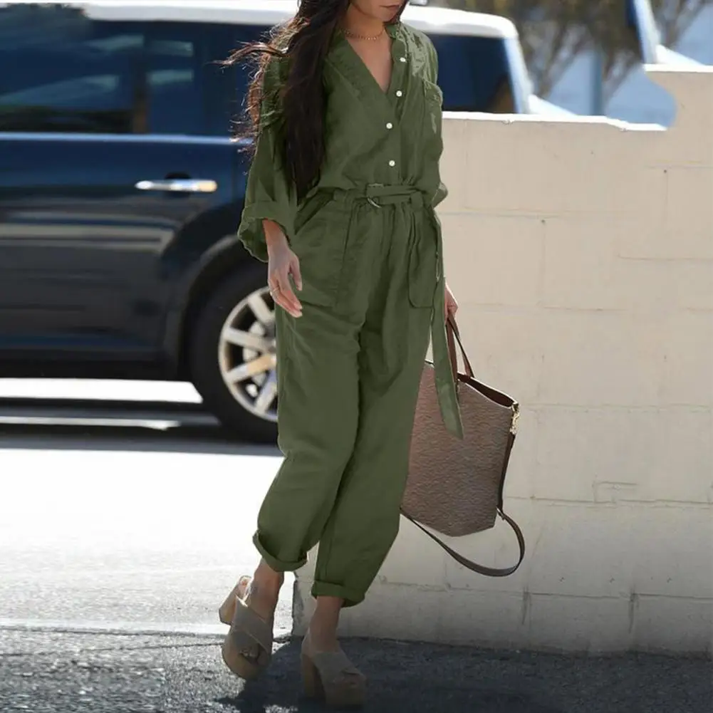 Stylish Women Jumpsuit Soft Texture Cargo Jumpsuit V-neck Female 3/4 Sleeve Work Overalls Buttons Closure
Stylish Women Jumpsuit Soft Texture Cargo Jumpsuit V-neck Female 3/4 Sleeve Work Overalls Buttons Closure