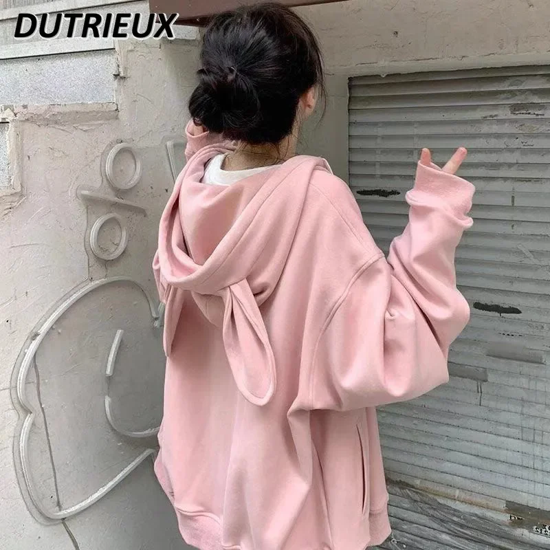 Кардиган женский свободного кроя с капюшоном и длинными рукавами 
Кардиган женский свободного кроя с капюшоном и длинными рукавами