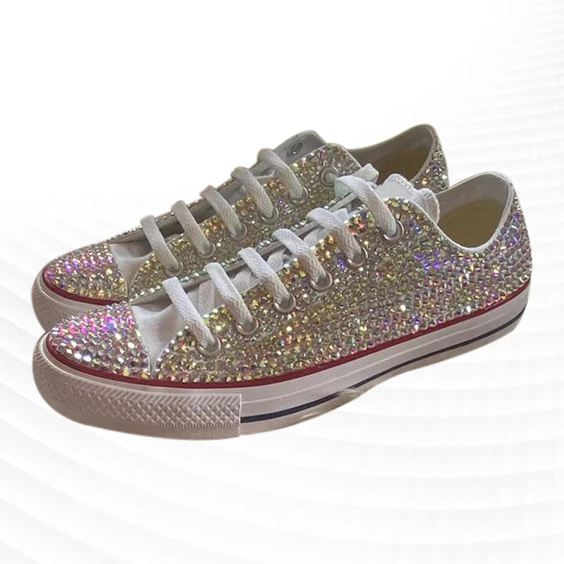 Beige low-top canvas shoes rhinestone street shooting comfortable and fresh handmade rhinestone vulcanized shoes 35-46 
Beige low-top canvas shoes rhinestone street shooting comfortable and fresh handmade rhinestone vulcanized shoes 35-46