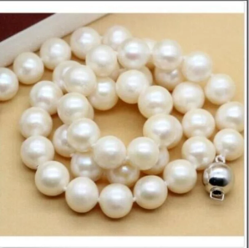 Gorgeous South China Sea AAA 10-11mm Authentic Round White Pearl Necklace 18 "925s
Gorgeous South China Sea AAA 10-11mm Authentic Round White Pearl Necklace 18 "925s