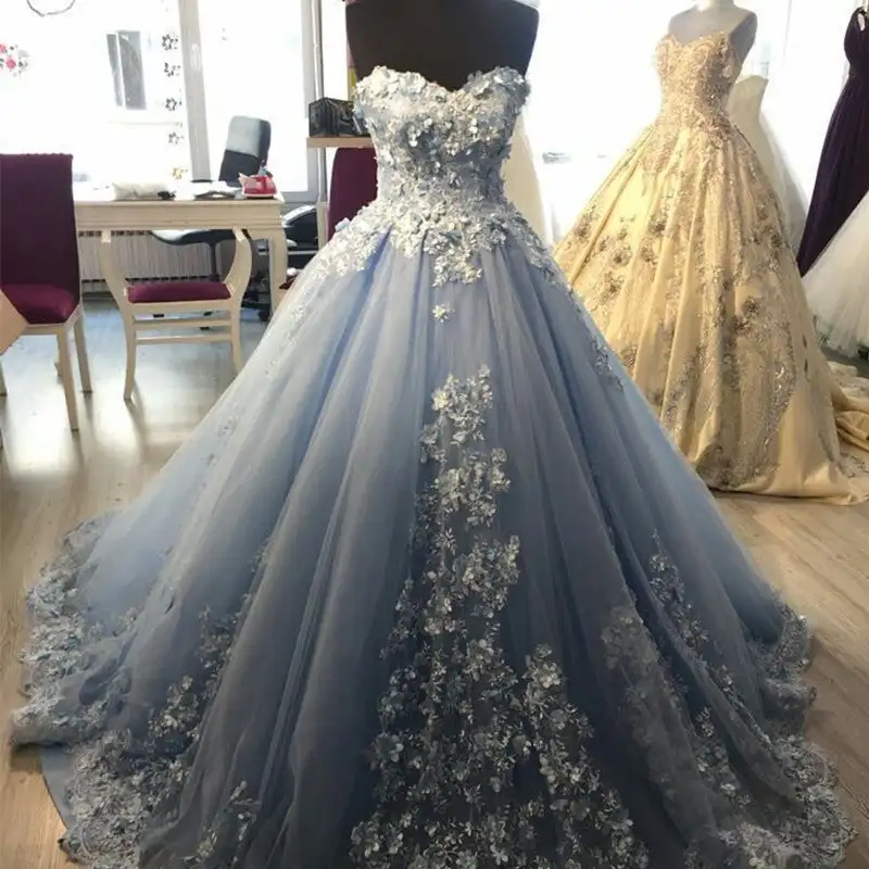 ANGELSBRIDEP Elegant Light Blue Tulle Ball Gown Quinceanera Dresses Lace Appliqued 3D Flowers Sweet 16 Dresses Prom Gowns
ANGELSBRIDEP Elegant Light Blue Tulle Ball Gown Quinceanera Dresses Lace Appliqued 3D Flowers Sweet 16 Dresses Prom Gowns