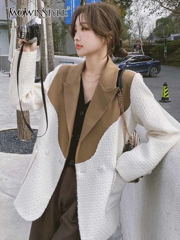 TWOTWINSTYLE Vintage Patchwork Colorblock Blazer For Women Notched Collar Long Sleeve Double Breasted Coats Female 2022 Clothing
TWOTWINSTYLE Vintage Patchwork Colorblock Blazer For Women Notched Collar Long Sleeve Double Breasted Coats Female 2022 Clothing