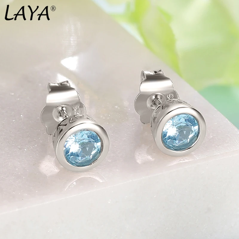 LAYA 925 Sterling Silver Natural Sky Blue Topaz Simple Bezel Setting Stud Earrings For Women Original Fashion Jewelry 2022 Trend
LAYA 925 Sterling Silver Natural Sky Blue Topaz Simple Bezel Setting Stud Earrings For Women Original Fashion Jewelry 2022 Trend