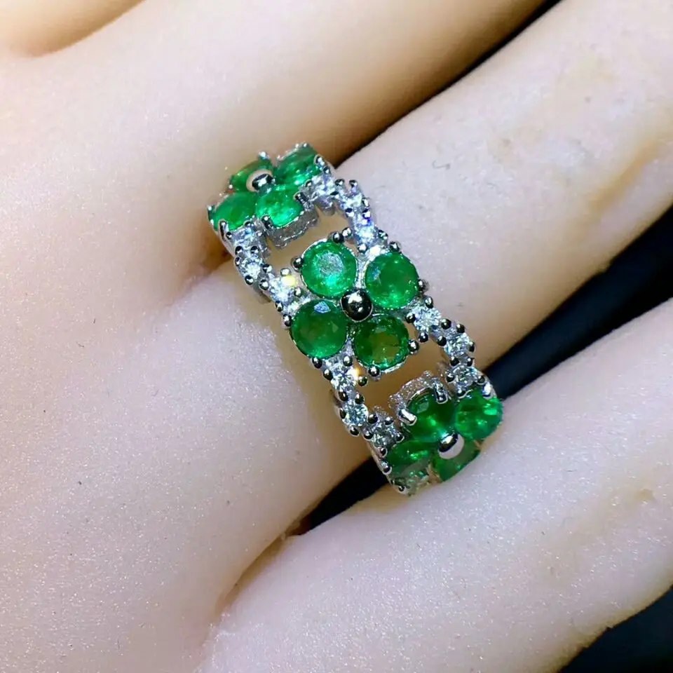 MeiBaPJ High Quality Natural Emerald Gemstone Flower Ring for Women Real 925 Sterling Silver Charm Fine Wedding Jewelry
MeiBaPJ High Quality Natural Emerald Gemstone Flower Ring for Women Real 925 Sterling Silver Charm Fine Wedding Jewelry