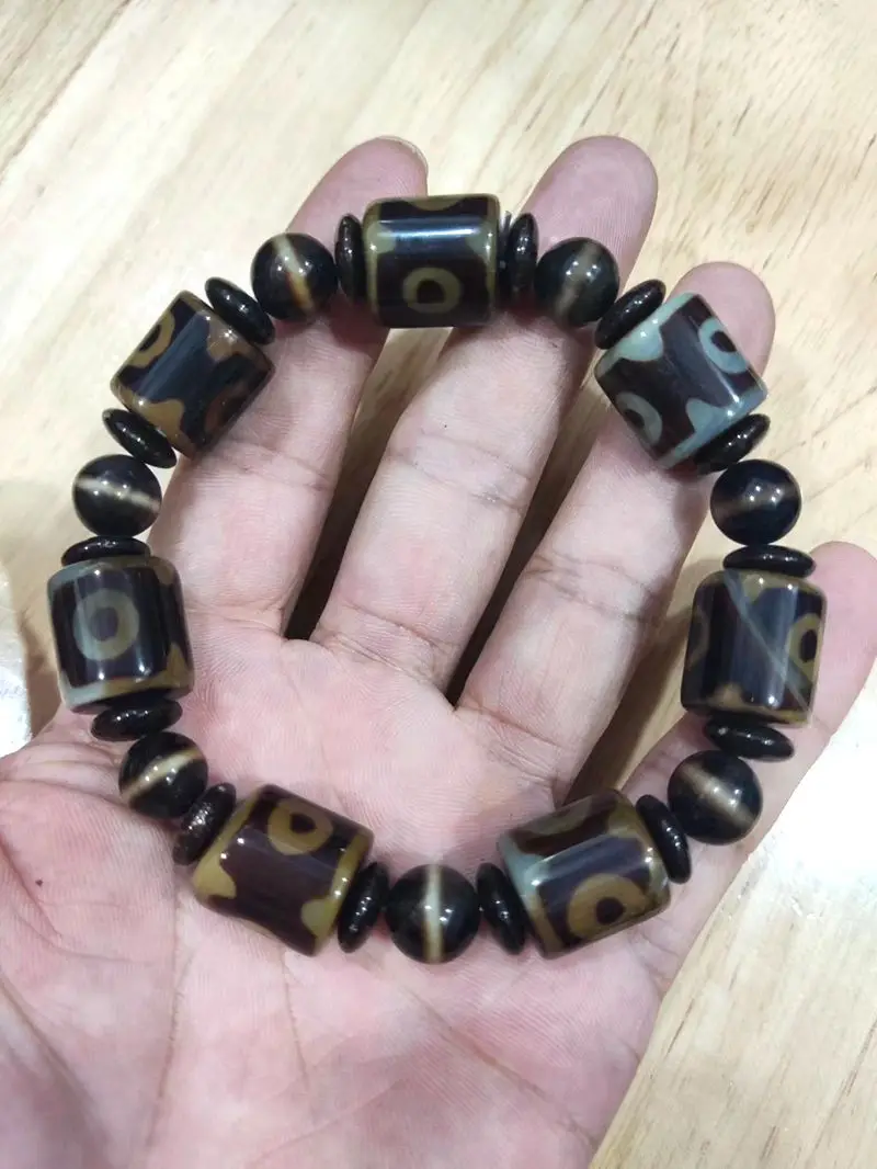 Fine Tibetan Dzi Bead Bangle Amulet Nature Vein Bead Bracelet Lucky Talisman Rare D01
Fine Tibetan Dzi Bead Bangle Amulet Nature Vein Bead Bracelet Lucky Talisman Rare D01