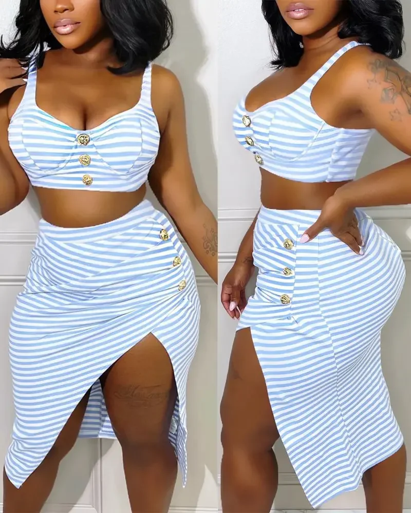 2022 Summer Woman Polyester Chic V-Neck Striped Thick Strap Print Crop Top Sexy Button High Slit Skirt Set
2022 Summer Woman Polyester Chic V-Neck Striped Thick Strap Print Crop Top Sexy Button High Slit Skirt Set