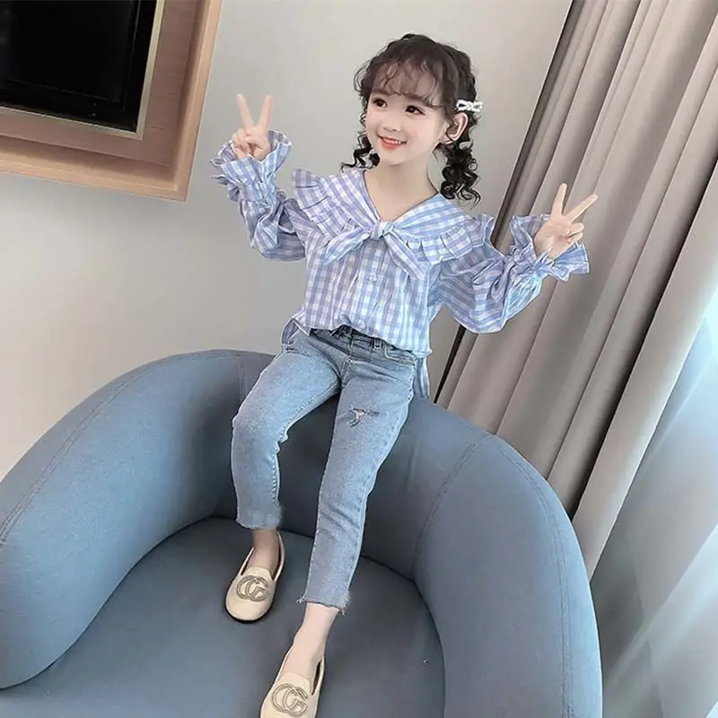 Однотонный однобортный хлопковый комплект для девочек, с длинным рукавом, круглым вырезом и воротником
Однотонный однобортный хлопковый комплект для девочек, с длинным рукавом, круглым вырезом и воротником