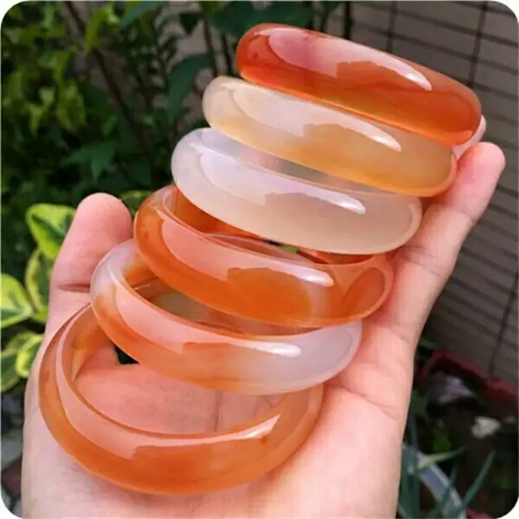 Natural Brazilian Ice Through Agate Bracelet Women's Fashion Beautiful Color Chalcedony Bracelet with Random Color
Natural Brazilian Ice Through Agate Bracelet Women's Fashion Beautiful Color Chalcedony Bracelet with Random Color