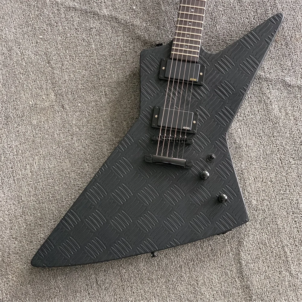 

Shaped full-body electric guitar full-body matte black deer head fingerboard inlaid with EMG pickup