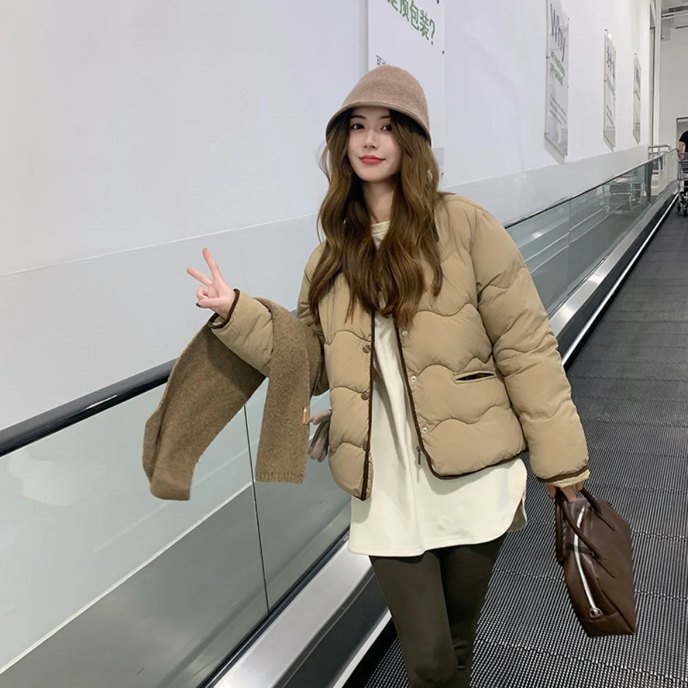 2023 New Short Cotton Padded Jacket Warm Parkas Women Korean Clothes Winter Coats For Women Free Shipping Down Jacket Women
2023 New Short Cotton Padded Jacket Warm Parkas Women Korean Clothes Winter Coats For Women Free Shipping Down Jacket Women
