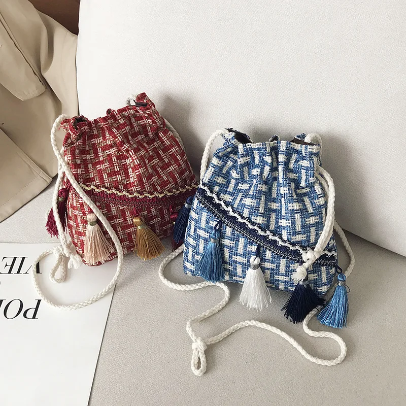 Weaving Bag Tassel Women Bag Fashion Ladies Messenger Bags Daily Straw Woven Coin Wild Bucket Crossbody Bags Beach Wallet Bag
Weaving Bag Tassel Women Bag Fashion Ladies Messenger Bags Daily Straw Woven Coin Wild Bucket Crossbody Bags Beach Wallet Bag