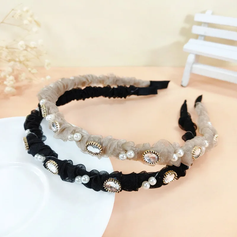2022 New Vintage Pearl Headband Girls Solid Color Hair Band Crystal Winding Hair Pin Headbands for Women Hoop Headwear Tiara
2022 New Vintage Pearl Headband Girls Solid Color Hair Band Crystal Winding Hair Pin Headbands for Women Hoop Headwear Tiara