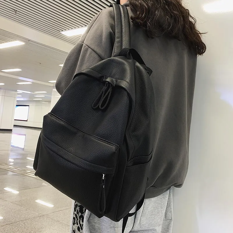 Women Pu Leather Backpacks High Quality 2011 Female Fashion Backpack Classic School Shoulder Bagpack Ladies Travel Bags
Women Pu Leather Backpacks High Quality 2011 Female Fashion Backpack Classic School Shoulder Bagpack Ladies Travel Bags