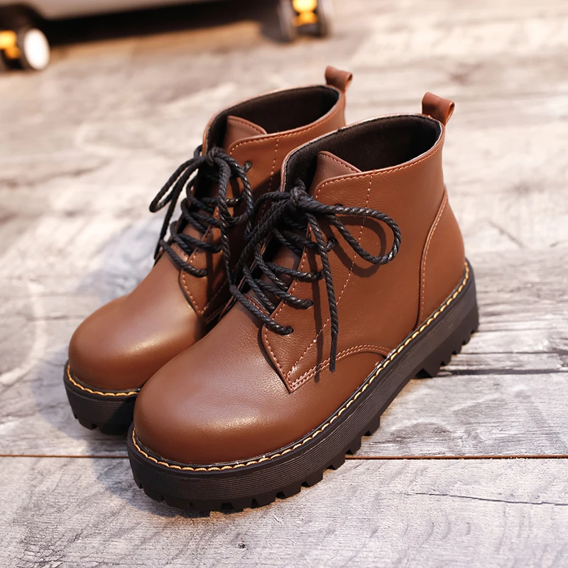 Женские Модные мотоциклетные ботильоны из натуральной кожи, модные однотонные кожаные ботинки на низком каблуке, Нескользящие теплые боти... 
Женские Модные мотоциклетные ботильоны из натуральной кожи, модные однотонные кожаные ботинки на низком каблуке, Нескользящие теплые боти...