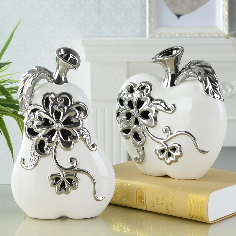 Ceramic Apple Hollow Crafts Pear Silver Flower Relief Ceramic Fruit Sculpture Home Decor Accessories Apple Figures Decor
Ceramic Apple Hollow Crafts Pear Silver Flower Relief Ceramic Fruit Sculpture Home Decor Accessories Apple Figures Decor