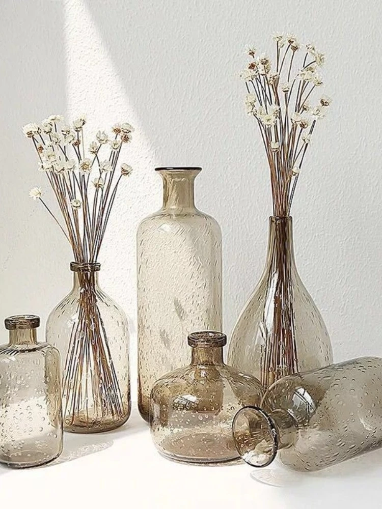 Vintage glass vase flower pot vase home decoration in the living room Nordic decoration hydroponic dry flower vase simple
Vintage glass vase flower pot vase home decoration in the living room Nordic decoration hydroponic dry flower vase simple