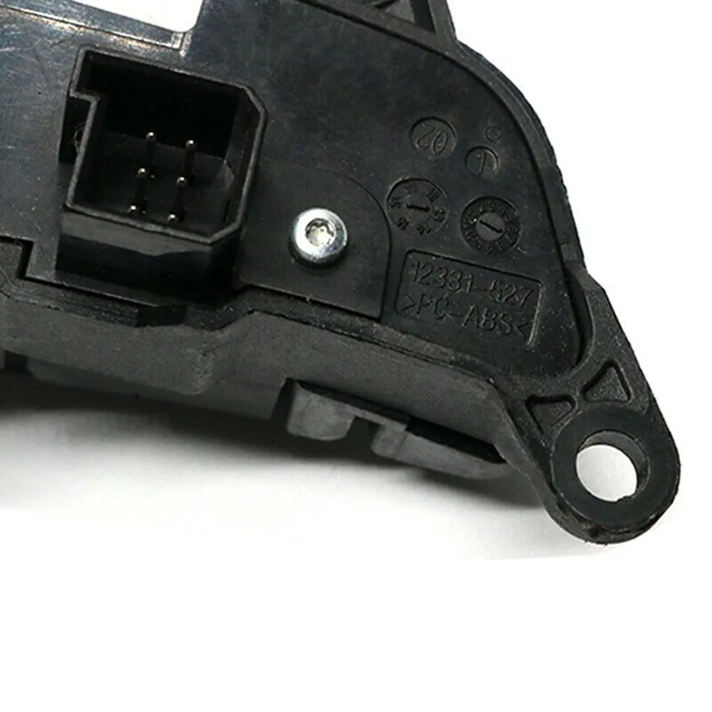 2pcs Car Multifunction Steering Wheel Switch 1725400262, A1725400262, A1725400362 For Mercedes C E CLS Car Accessories
2pcs Car Multifunction Steering Wheel Switch 1725400262, A1725400262, A1725400362 For Mercedes C E CLS Car Accessories