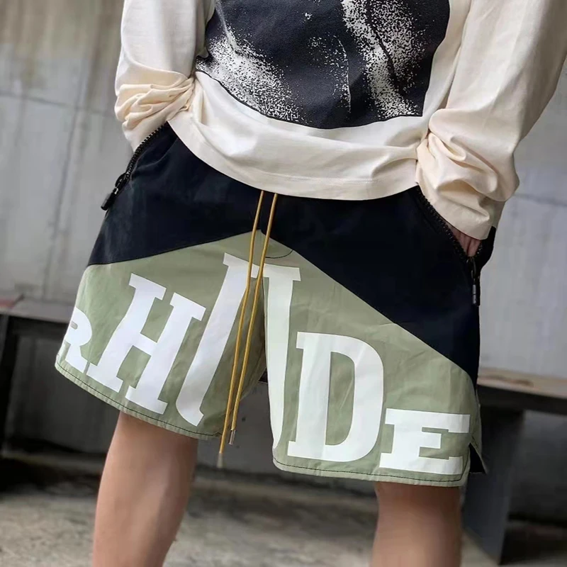 Newest RHUDE Shorts Big Rhude Logo Print Men Women Casual Mesh Zipper Pill Zipper Head Drawstring Basketball Short Beach Shorts
Newest RHUDE Shorts Big Rhude Logo Print Men Women Casual Mesh Zipper Pill Zipper Head Drawstring Basketball Short Beach Shorts