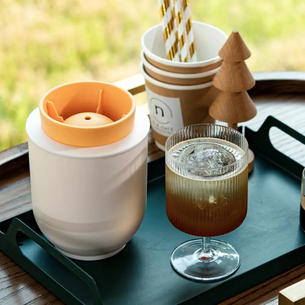150ml Whiskey Ice Ball Maker Homemade Large-volume Easy Release Ice Cube Mold With Drain Hole
150ml Whiskey Ice Ball Maker Homemade Large-volume Easy Release Ice Cube Mold With Drain Hole