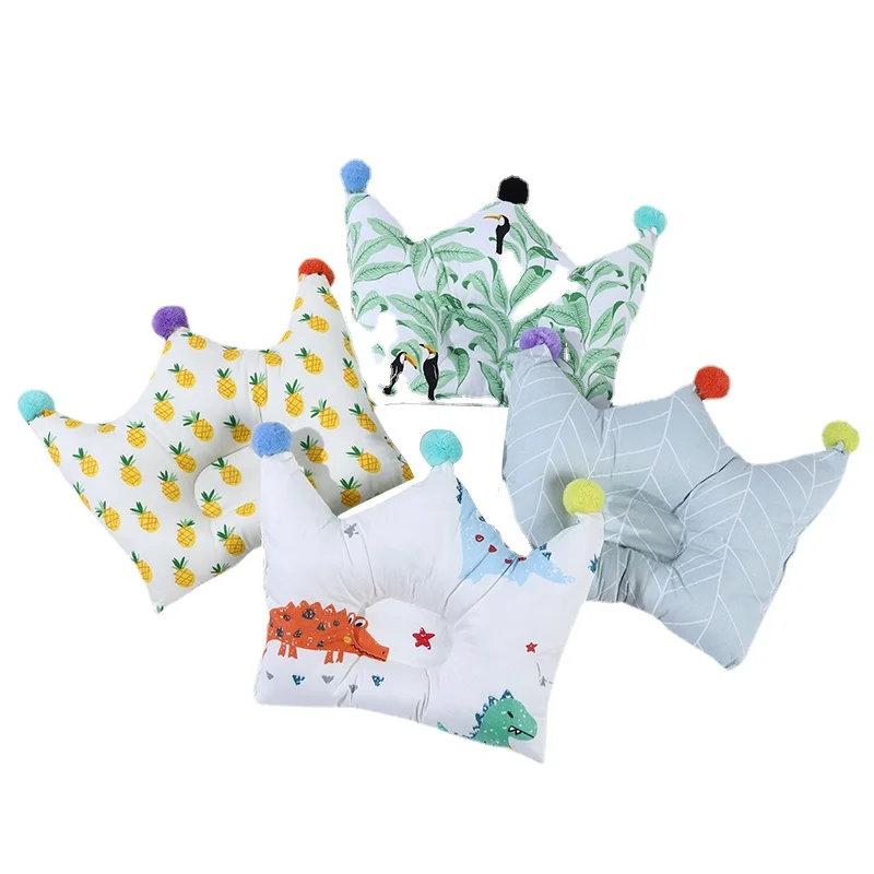 New Baby Cartoon Pillows Crown Shape Head Protect Baby Bedding Cushion Pad baby Head Support Prevent baby pillow
New Baby Cartoon Pillows Crown Shape Head Protect Baby Bedding Cushion Pad baby Head Support Prevent baby pillow