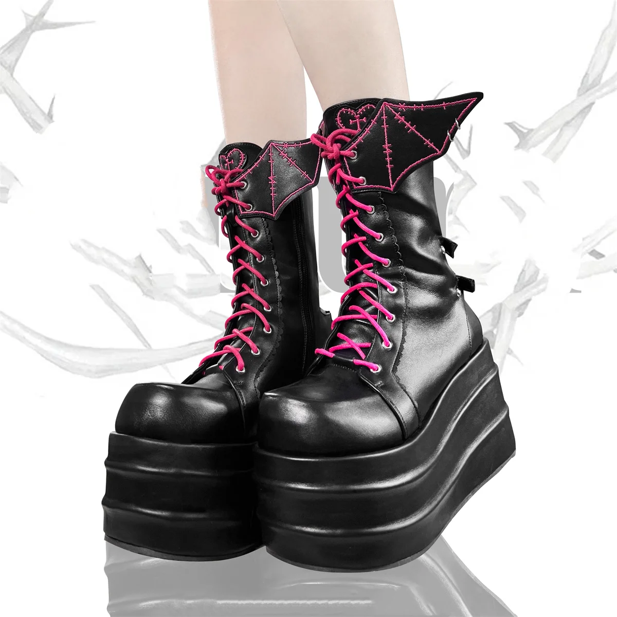 Punk Retro Style Dark Girls Shoes Lolita Cosplay Love Cross Sewing Wings Round Head Thick Soled Shoelace 8cm High Heel Boots
Punk Retro Style Dark Girls Shoes Lolita Cosplay Love Cross Sewing Wings Round Head Thick Soled Shoelace 8cm High Heel Boots