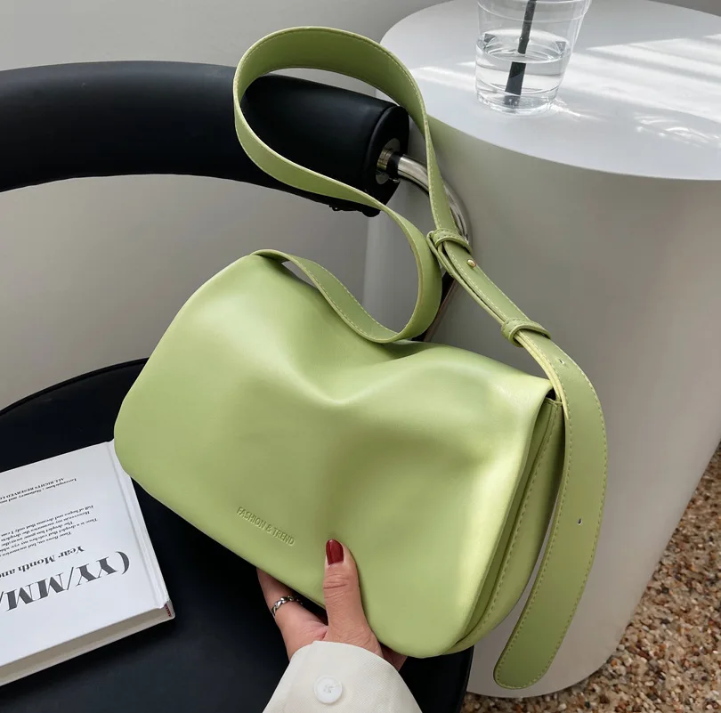Woman New Small Square Bag Ins Simple Handbag Soft Pu Leather Ladies Shoulder Bag Fashion Tide Summer 2022 Crossbody Bags
Woman New Small Square Bag Ins Simple Handbag Soft Pu Leather Ladies Shoulder Bag Fashion Tide Summer 2022 Crossbody Bags