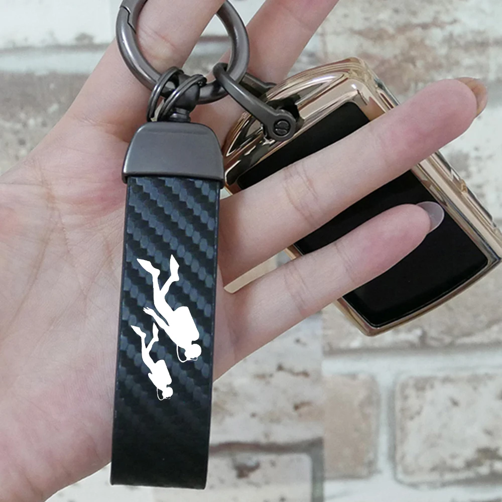 Car Keychain Diving Keyring Carbon Fiber Grain Keyring Motorcycle Diving Keychain Ring Funny Decoration Auto Accessories
Car Keychain Diving Keyring Carbon Fiber Grain Keyring Motorcycle Diving Keychain Ring Funny Decoration Auto Accessories