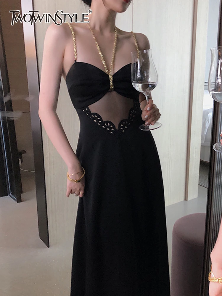 TWOTWINSTYLE Sexy Black Dress For Women V Neck Sleeveless Patchwork Sheer Mesh Solid Midi Dresses Female Summer Clothing Fashion
TWOTWINSTYLE Sexy Black Dress For Women V Neck Sleeveless Patchwork Sheer Mesh Solid Midi Dresses Female Summer Clothing Fashion