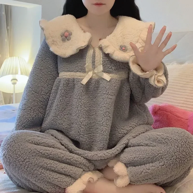 2 Fleece Piece Sleepwear Warm Wear Winter Fluffy Casual Piiama Night Ruffles 2023 Button Women Suit Floral Set Pant Home Pajamas
2 Fleece Piece Sleepwear Warm Wear Winter Fluffy Casual Piiama Night Ruffles 2023 Button Women Suit Floral Set Pant Home Pajamas