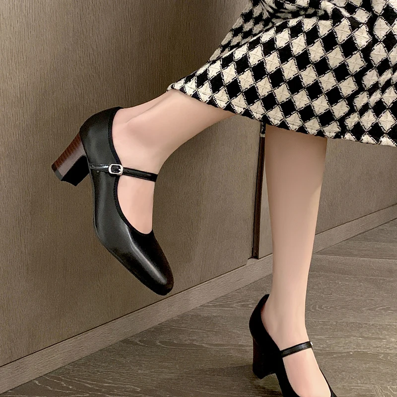 2023 New Spring Women Shoes Pumps Shoes for Women Round Toe Chunky Heel Casual Mary Jane Shoes Ladies Zapatos De Mujer heels
2023 New Spring Women Shoes Pumps Shoes for Women Round Toe Chunky Heel Casual Mary Jane Shoes Ladies Zapatos De Mujer heels