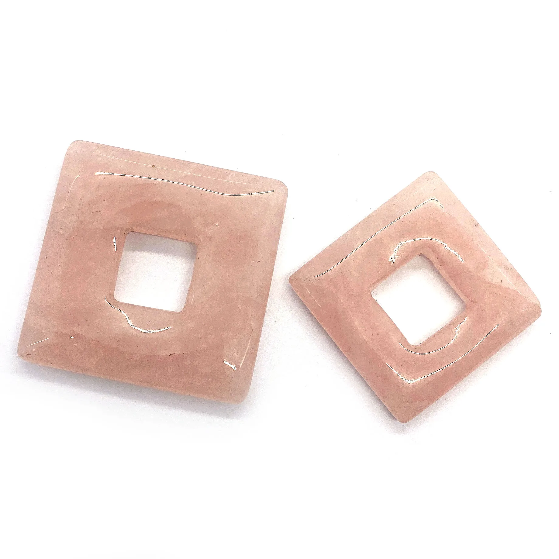 Natural Stone Pink Crystal Pendants 28 35 45mm Square Charms Fashion Jewelry Making DIY Women Necklace Pendants Charms Accessory
Natural Stone Pink Crystal Pendants 28 35 45mm Square Charms Fashion Jewelry Making DIY Women Necklace Pendants Charms Accessory